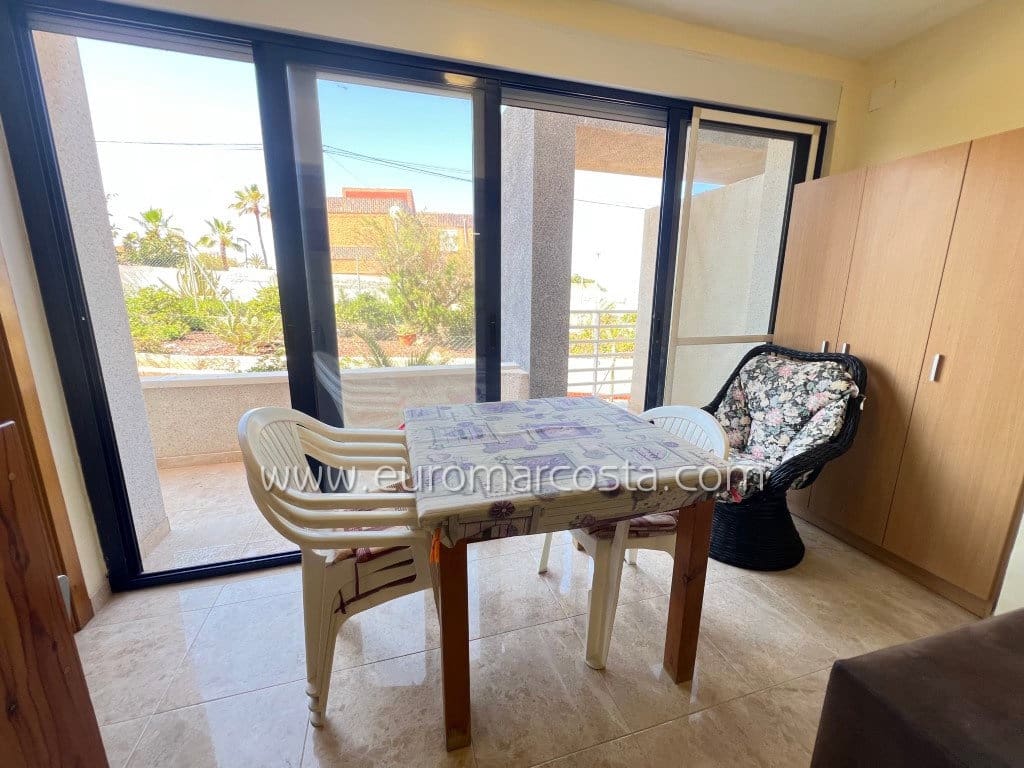 1 soveværelse Lejlighed til salg i La Mata med swimmingpool - € 190.000 (Ref: 9025526)