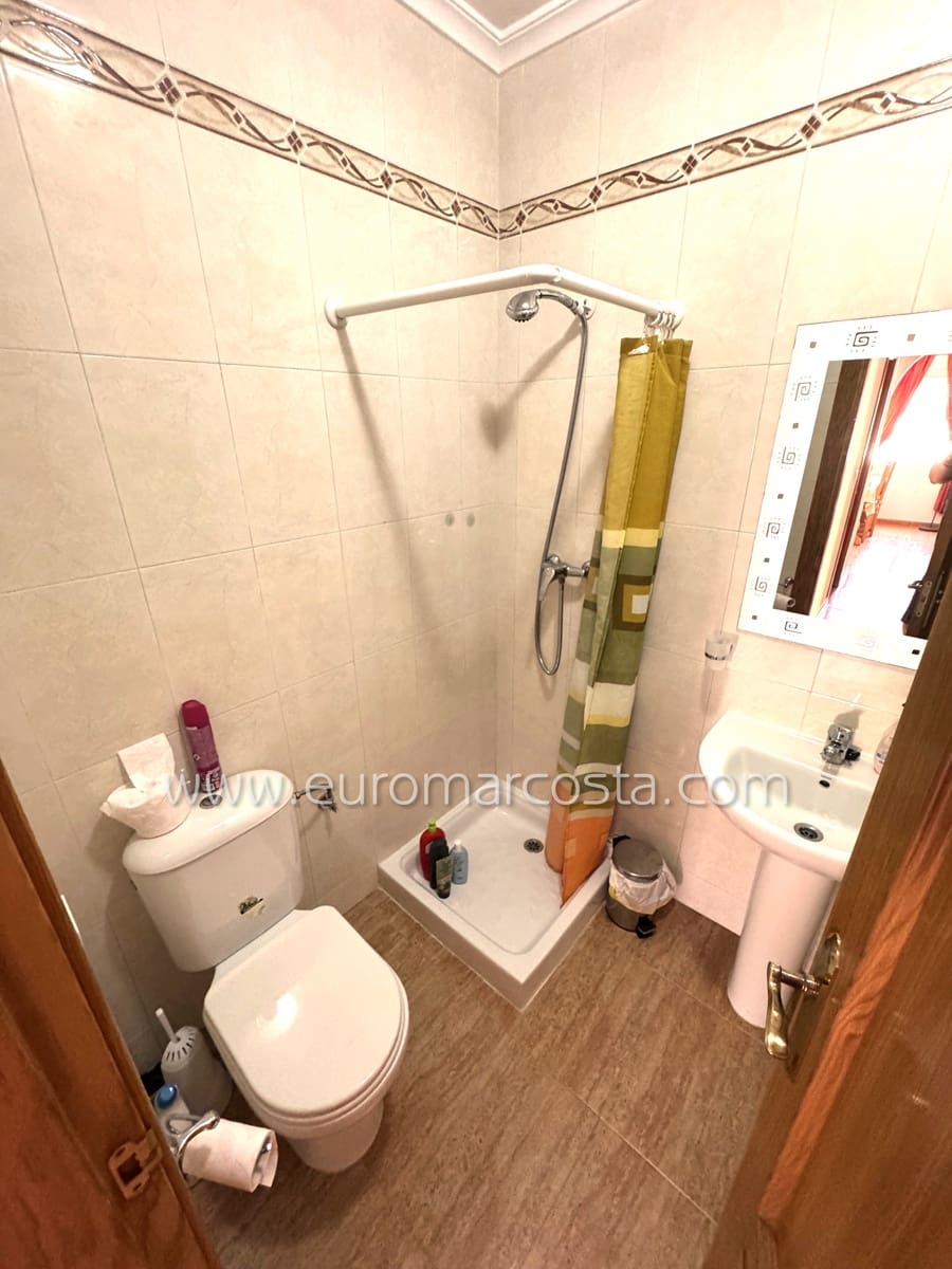 3 Zimmer Reihenhaus zu verkaufen in Guardamar del Segura mit Pool Garage - 223.490 € (Ref: 9057087)