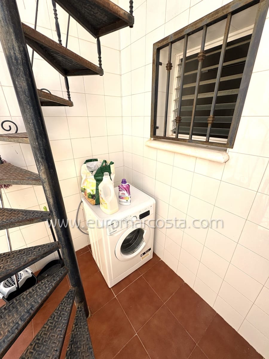 3 Zimmer Reihenhaus zu verkaufen in Guardamar del Segura mit Pool Garage - 223.490 € (Ref: 9057087)