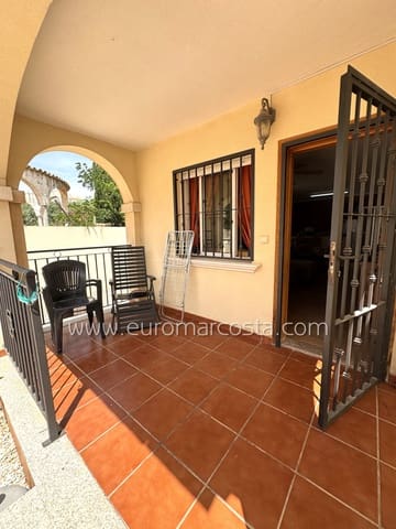 3 Zimmer Reihenhaus zu verkaufen in El Moncayo - El Pòrtic, Guardamar del Segura mit Pool Garage - 223.490 € (Ref: 9057087)