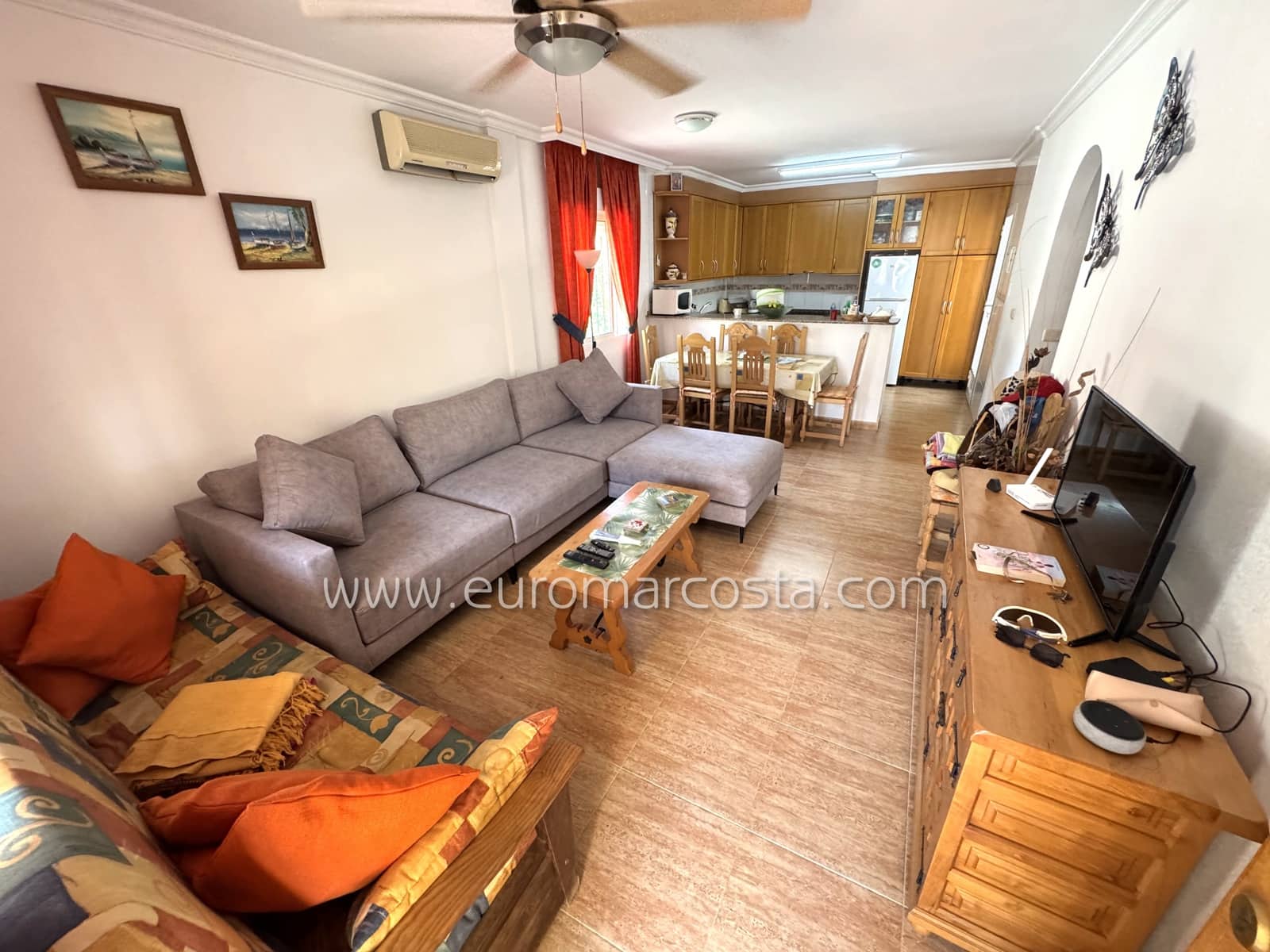 3 Zimmer Reihenhaus zu verkaufen in Guardamar del Segura mit Pool Garage - 223.490 € (Ref: 9057087)