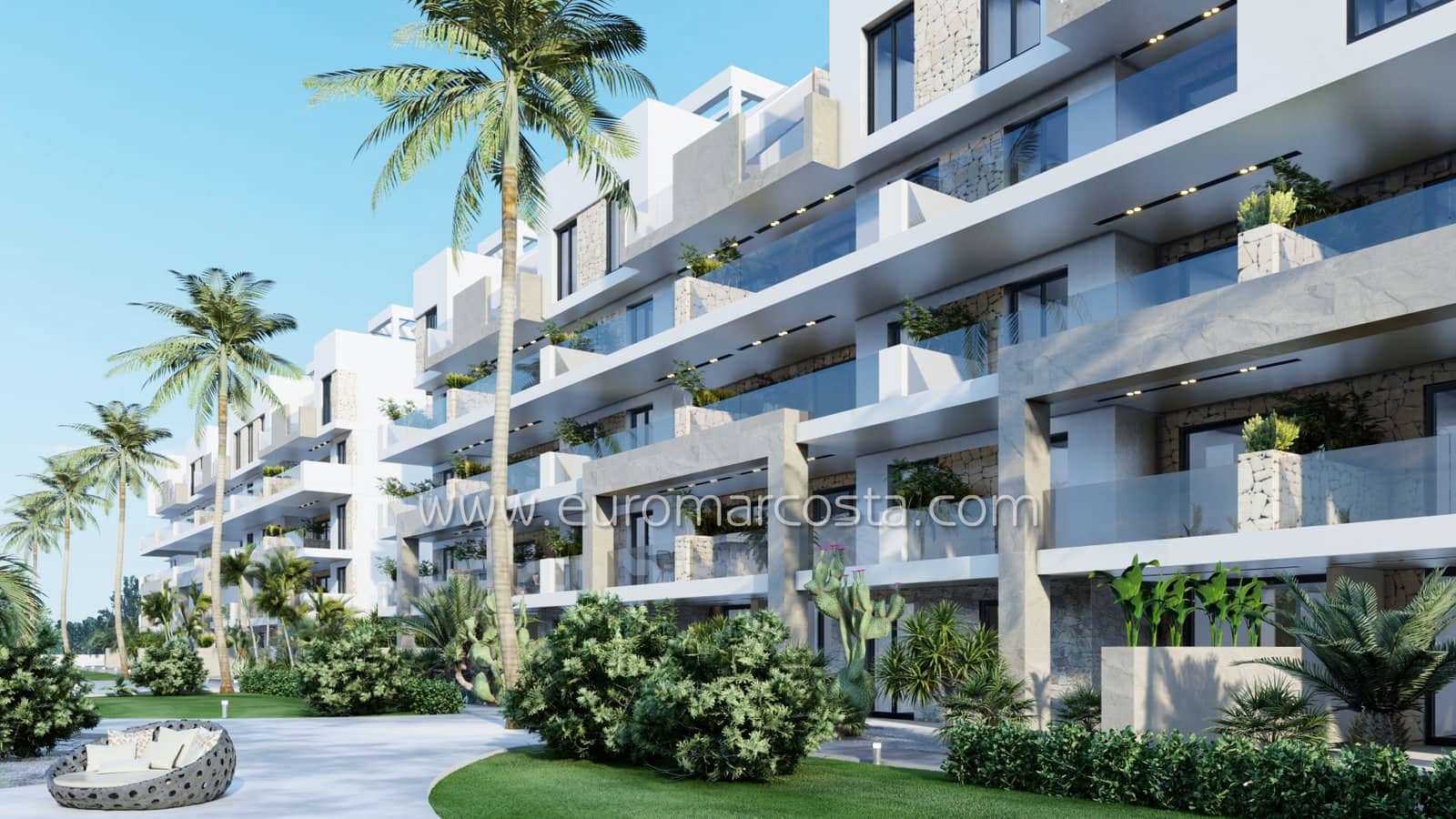 Apartamento de 2 habitaciones en Guardamar del Segura en venta con piscina garaje - 266.000 € (Ref: 9097675)