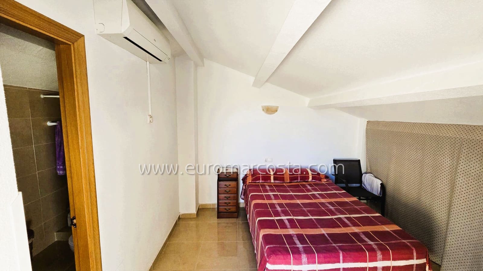 3 sovrum Villa till salu i Guardamar del Segura med pool garage - 220 000 € (Ref: 9111464)