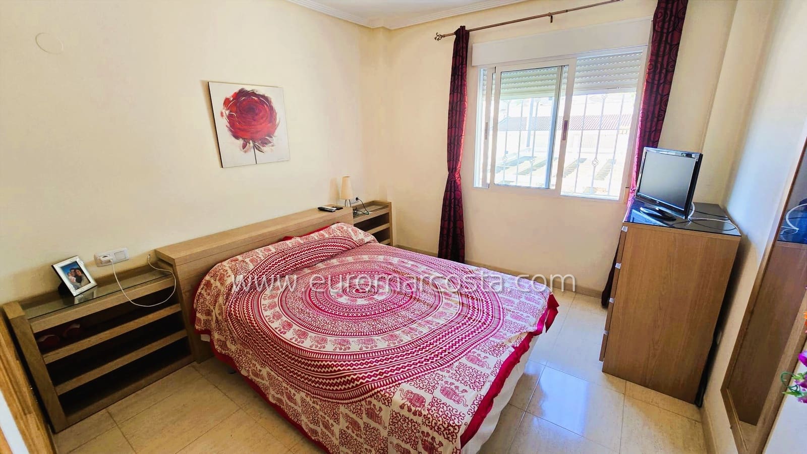 3 sovrum Villa till salu i Guardamar del Segura med pool garage - 220 000 € (Ref: 9111464)