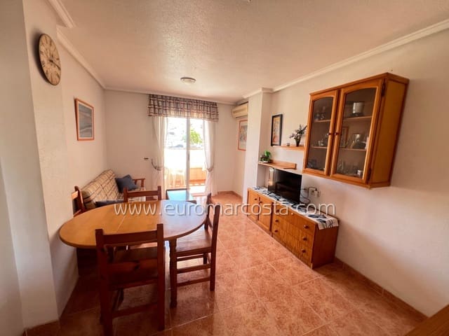 2 Zimmer Apartment zu verkaufen in Torrevieja mit Pool Garage - 135.000 € (Ref: 9153458)