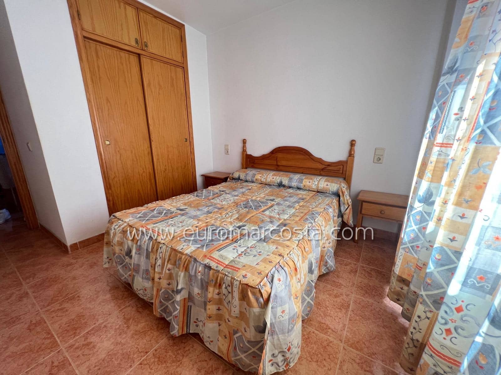 2 Zimmer Apartment zu verkaufen in Torrevieja mit Pool Garage - 135.000 € (Ref: 9153458)