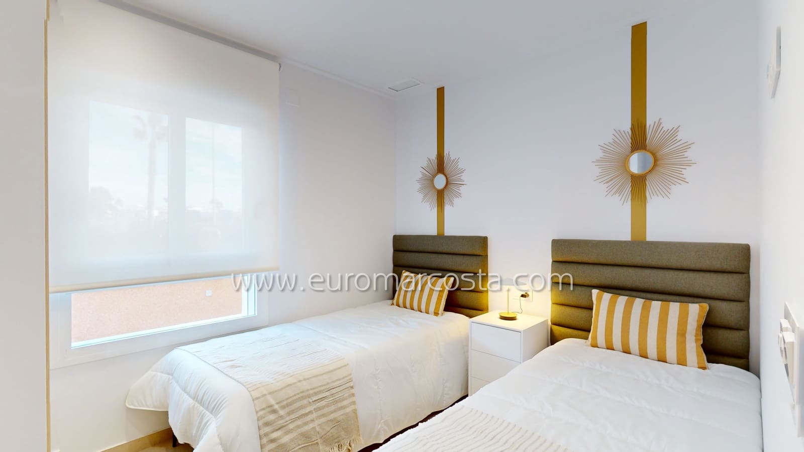 Apartamento de 3 habitaciones en Guardamar del Segura en venta con piscina garaje - 269.900 € (Ref: 9161556)