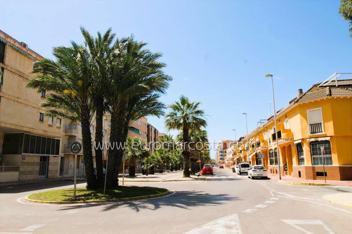 2 quarto Apartamento para venda em Guardamar del Segura - 162 900 € (Ref: 9193365)