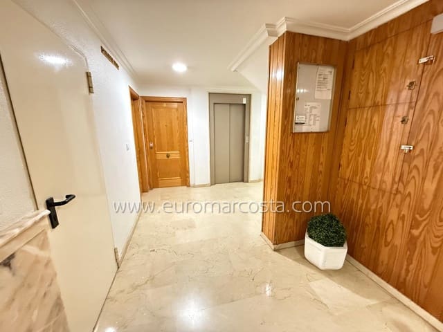 2 soveværelse Lejlighed til salg i Zona Pueblo, Guardamar del Segura - € 162.900 (Ref: 9193365)