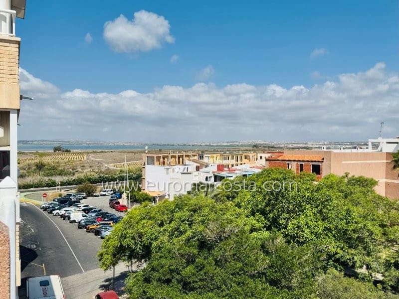 2 soveværelse Penthouse til salg i La Mata med garage - € 189.000 (Ref: 9237744)