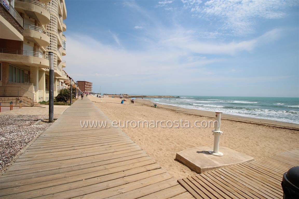 1 bedroom Apartment for sale in La Mata with garage - € 94,000 (Ref: 9241164)