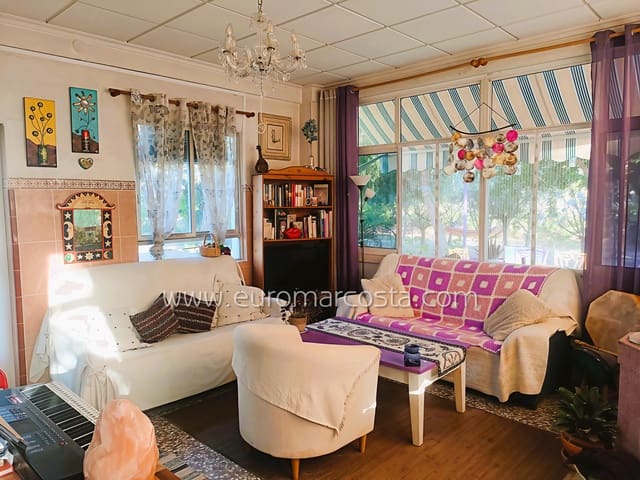 1 makuuhuone Maalaistalo myytävänä paikassa Daimes, Elche / Elx mukana uima-altaan 
autotalli - 199 500 € (Ref: 9247886)