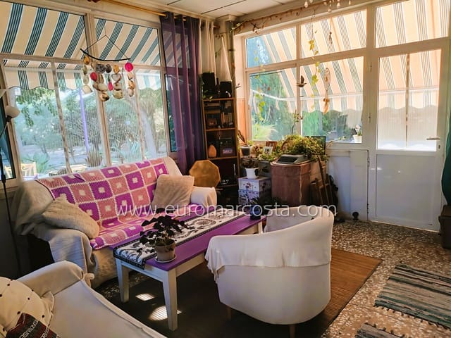 1 makuuhuone Maalaistalo myytävänä paikassa Daimes, Elche / Elx mukana uima-altaan 
autotalli - 199 500 € (Ref: 9247886)