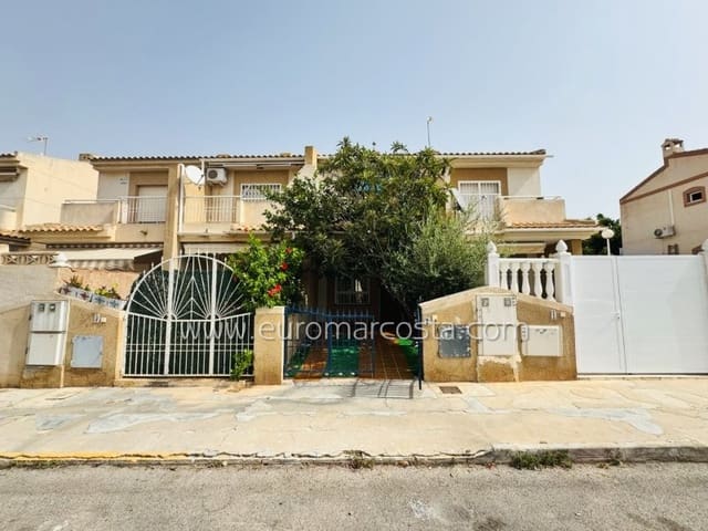 3 quarto Moradia em Banda para venda em Torrevieja com piscina - 189 000 € (Ref: 9306764)