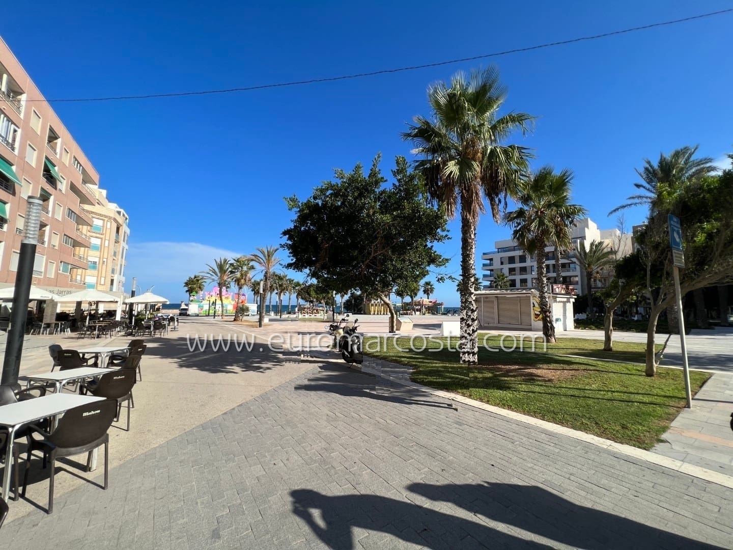 4 slaapkamer Appartement te koop in La Mata met garage - € 340.000 (Ref: 9306978)