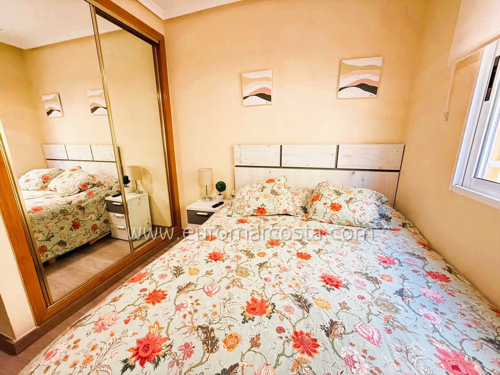 2 soveværelse Rækkehus til salg i Guardamar del Segura med swimmingpool garage - € 170.000 (Ref: 9309029)