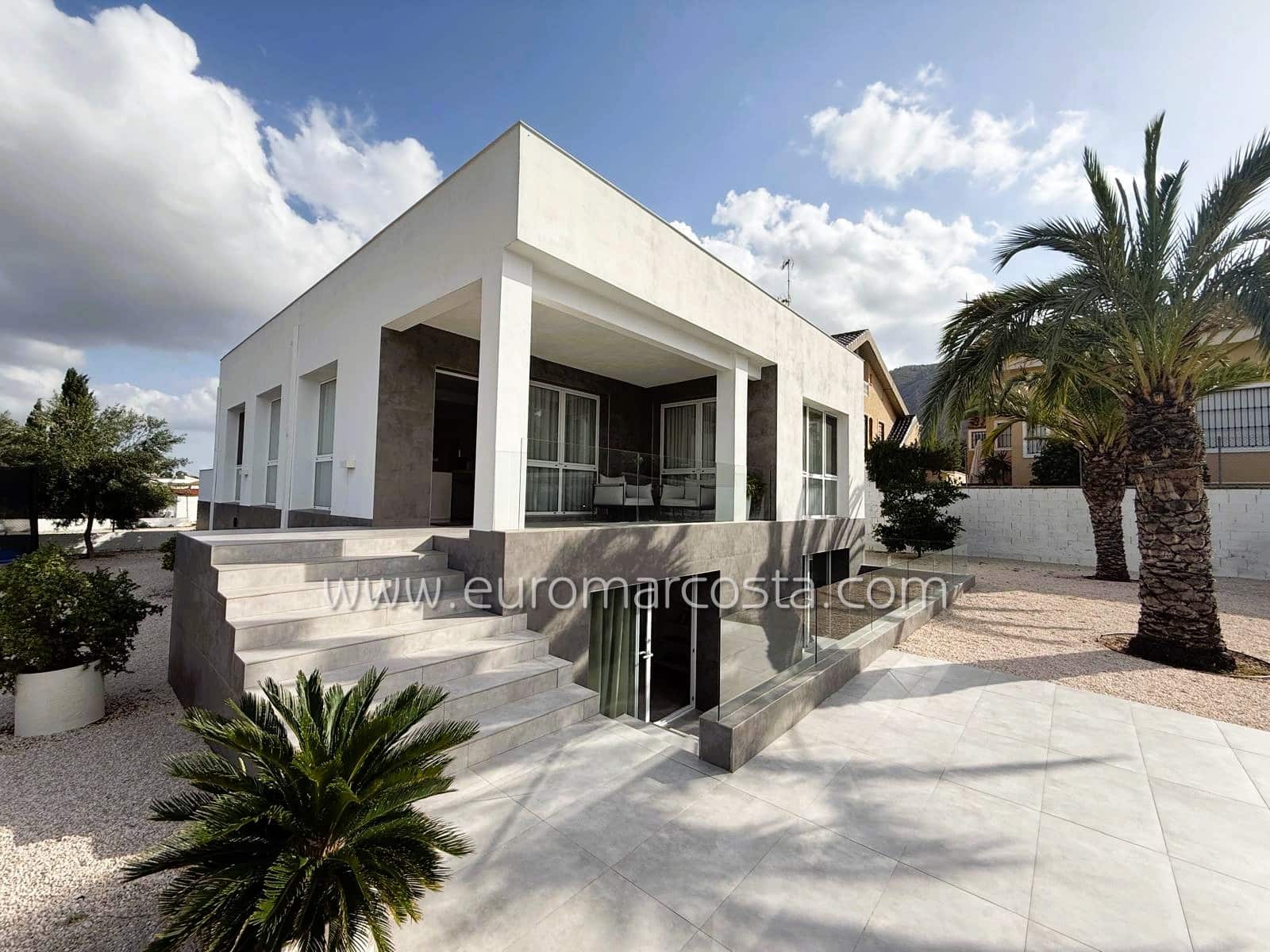 3 soveværelse Villa til salg i Orihuela med swimmingpool garage - € 449.000 (Ref: 9325462)