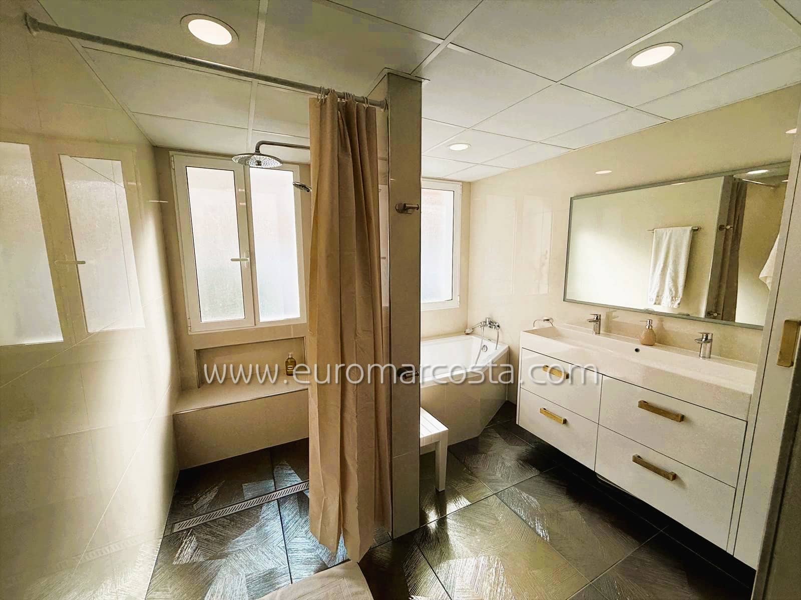 3 soveværelse Villa til salg i Orihuela med swimmingpool garage - € 449.000 (Ref: 9325462)