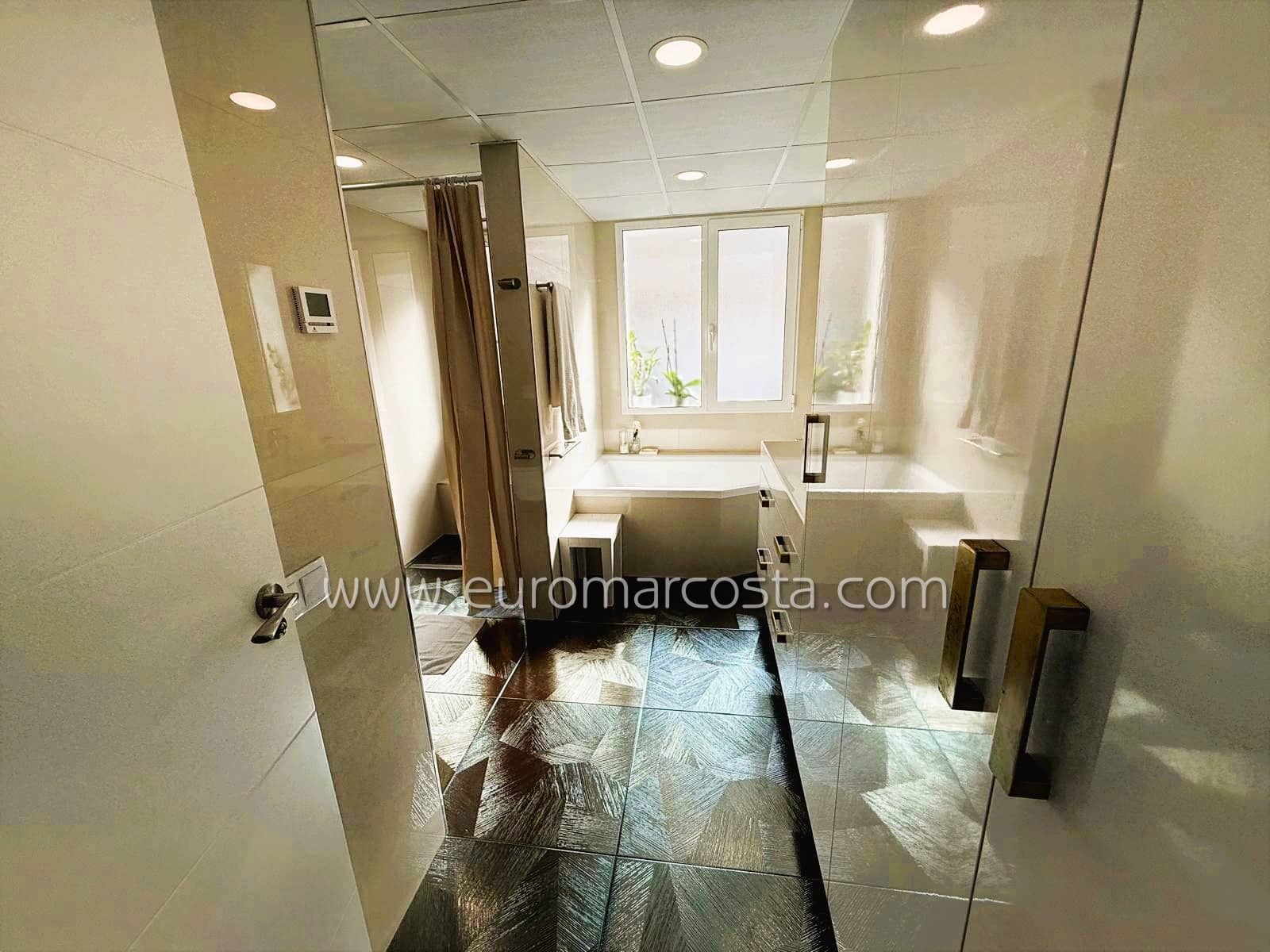 3 soveværelse Villa til salg i Orihuela med swimmingpool garage - € 449.000 (Ref: 9325462)