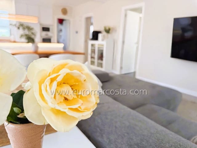 3 soveværelse Villa til salg i Orihuela med swimmingpool garage - € 449.000 (Ref: 9325462)