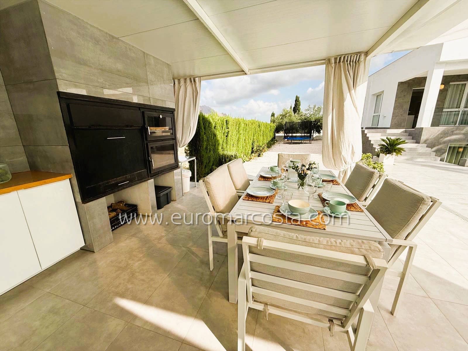 3 bedroom Villa for sale in Orihuela with pool garage - € 449,000 (Ref: 9325462)