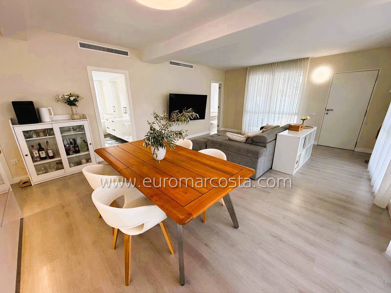 3 bedroom Villa for sale in Orihuela with pool garage - € 449,000 (Ref: 9325462)