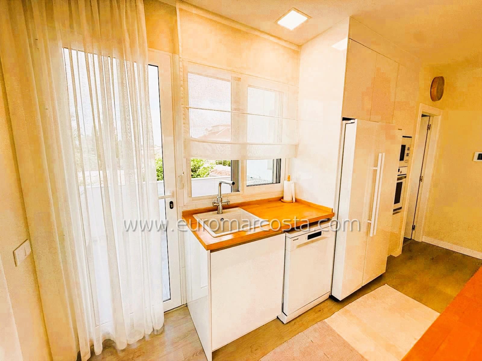3 bedroom Villa for sale in Orihuela with pool garage - € 449,000 (Ref: 9325462)