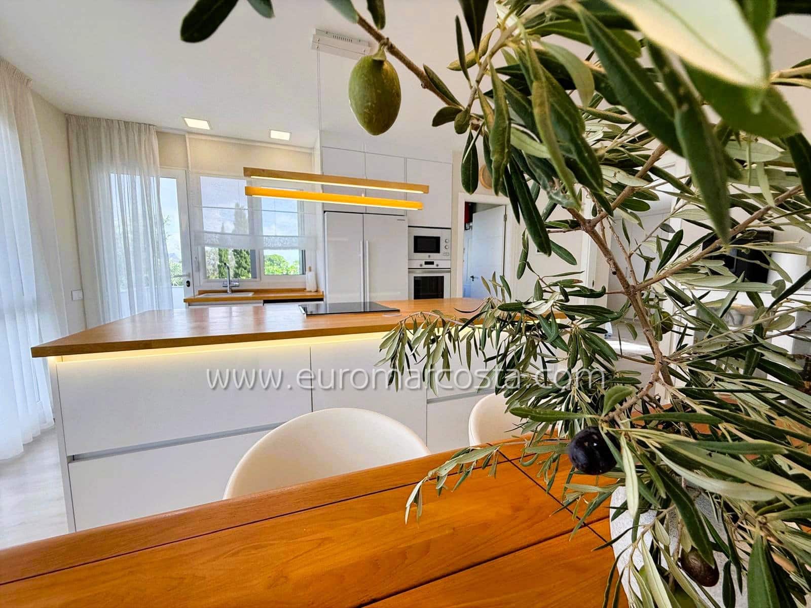 3 bedroom Villa for sale in Orihuela with pool garage - € 449,000 (Ref: 9325462)