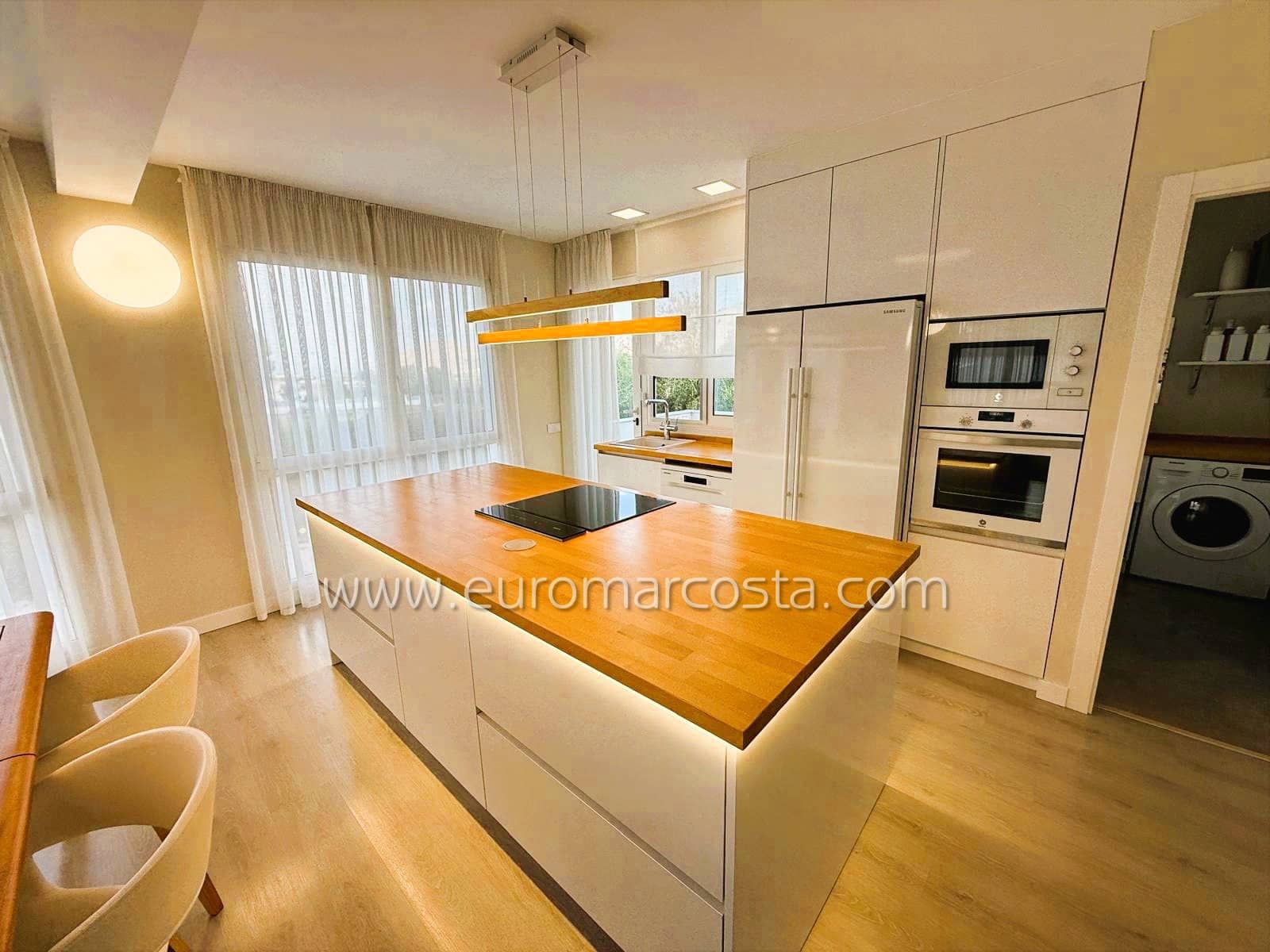 3 bedroom Villa for sale in Orihuela with pool garage - € 449,000 (Ref: 9325462)