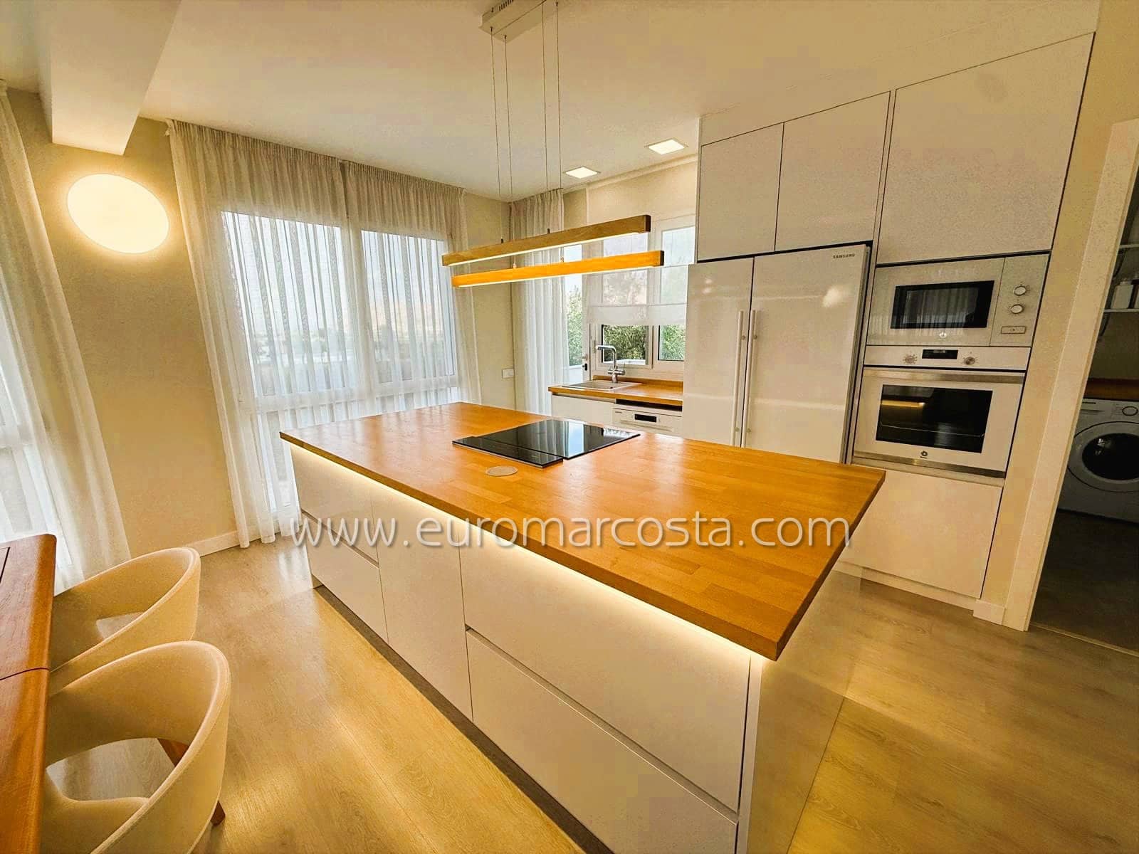 3 bedroom Villa for sale in Orihuela with pool garage - € 449,000 (Ref: 9325462)