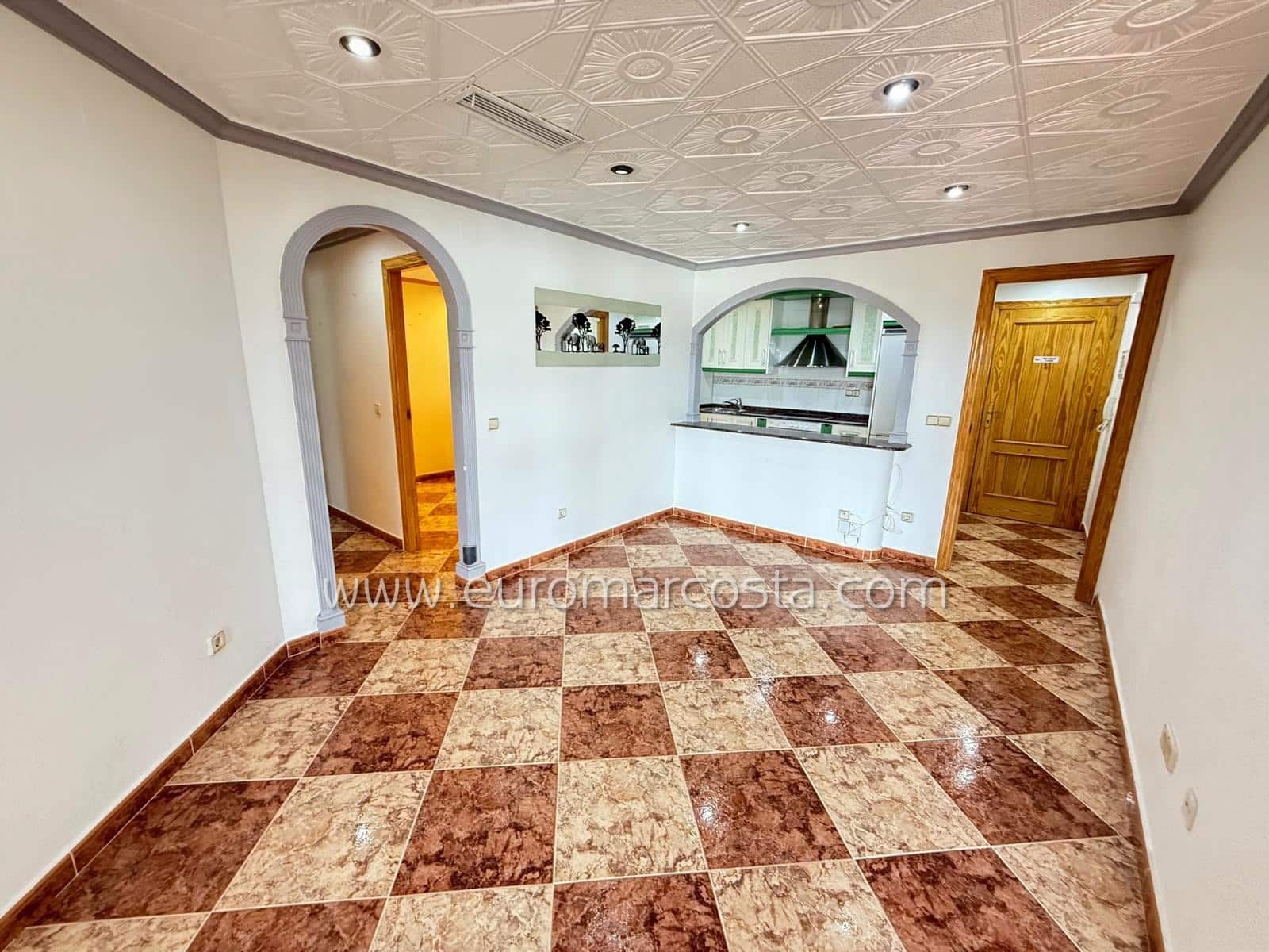 4 soveværelse Lejlighed til salg i Guardamar del Segura med swimmingpool garage - € 250.000 (Ref: 9331295)