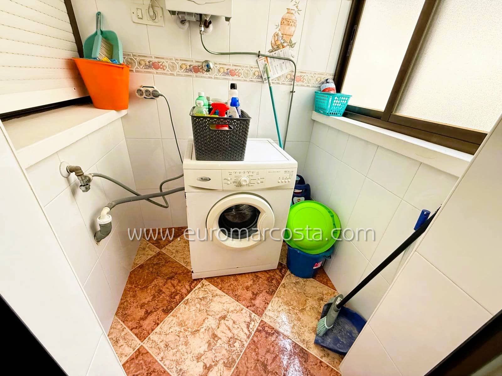 4 soveværelse Lejlighed til salg i Guardamar del Segura med swimmingpool garage - € 250.000 (Ref: 9331295)