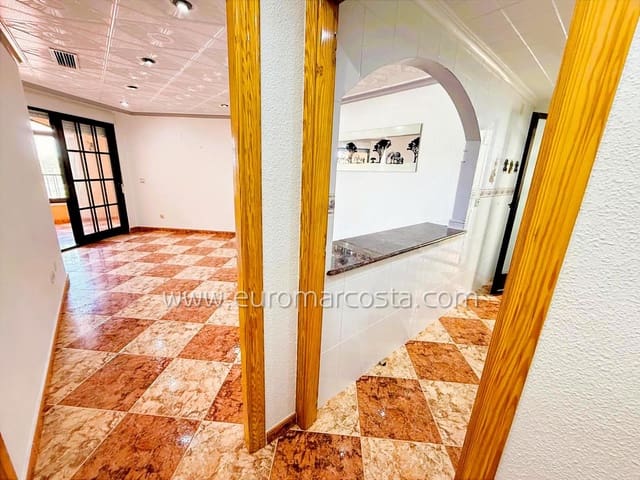 4 sovrum Lägenhet till salu i Guardamar del Segura med pool garage - 250 000 € (Ref: 9331295)