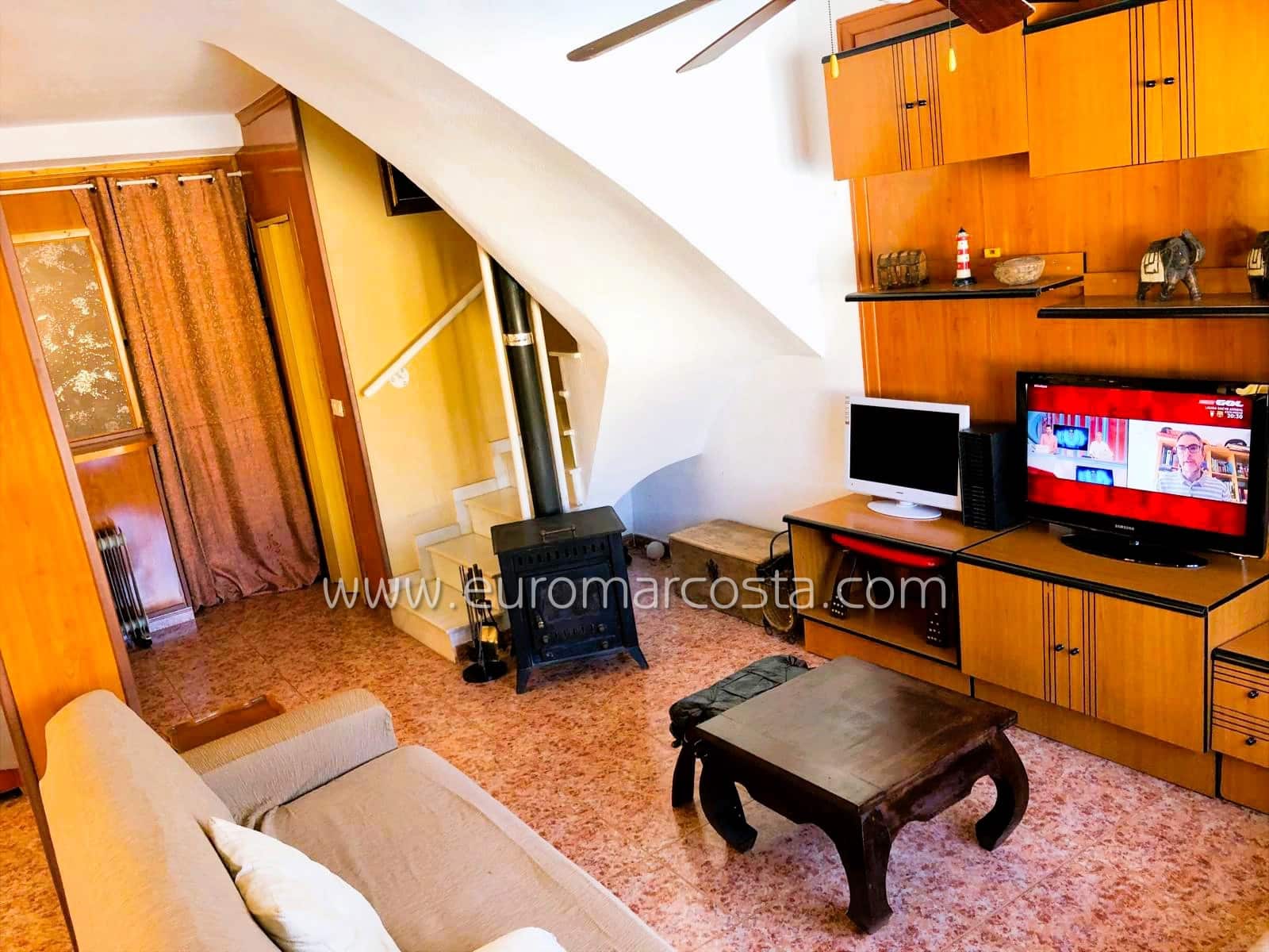 3 bedroom Villa for sale in Torrevieja with pool - € 269,000 (Ref: 9335604)