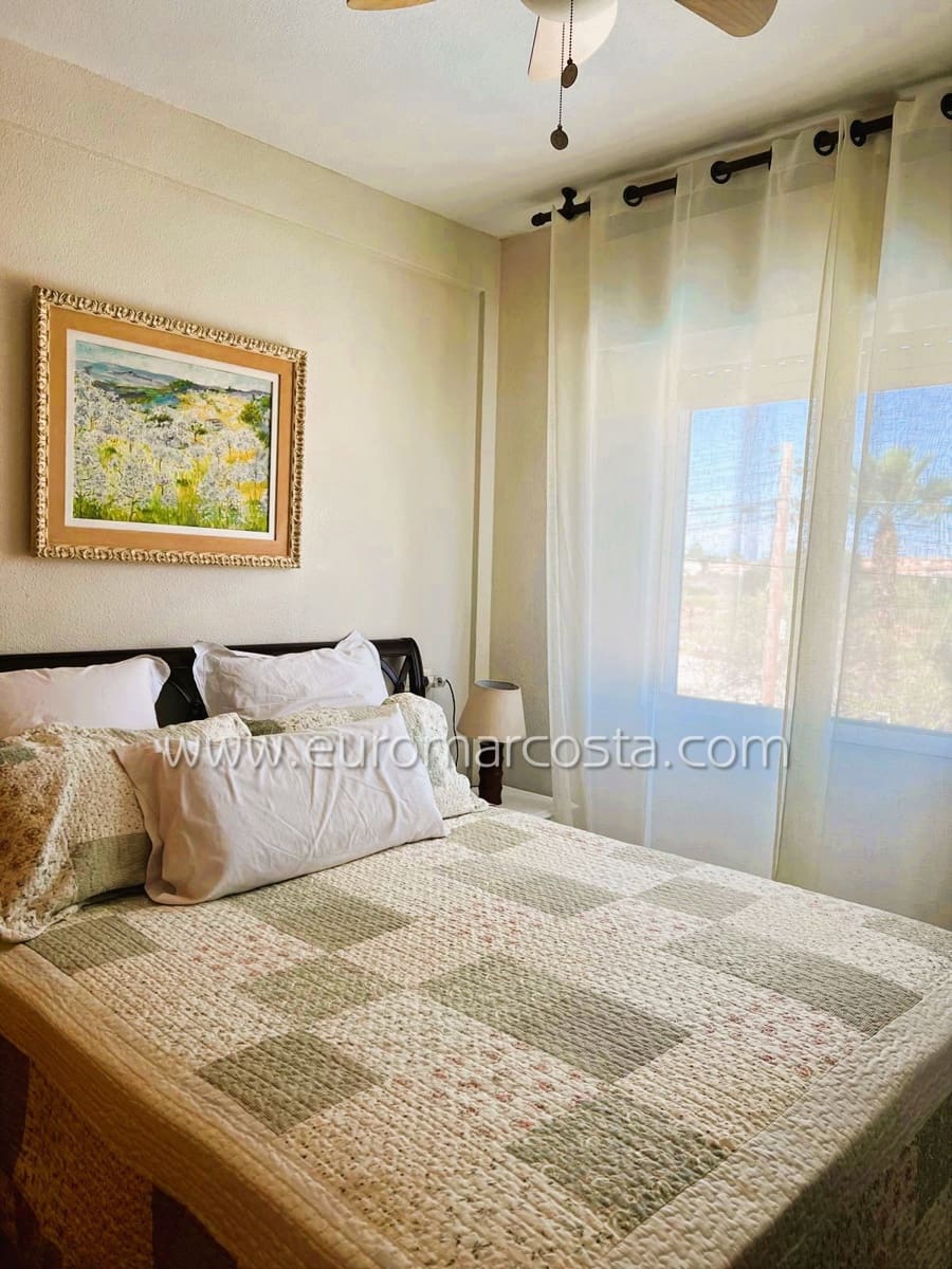 3 sovrum Villa till salu i Torrevieja med pool - 269 000 € (Ref: 9335604)