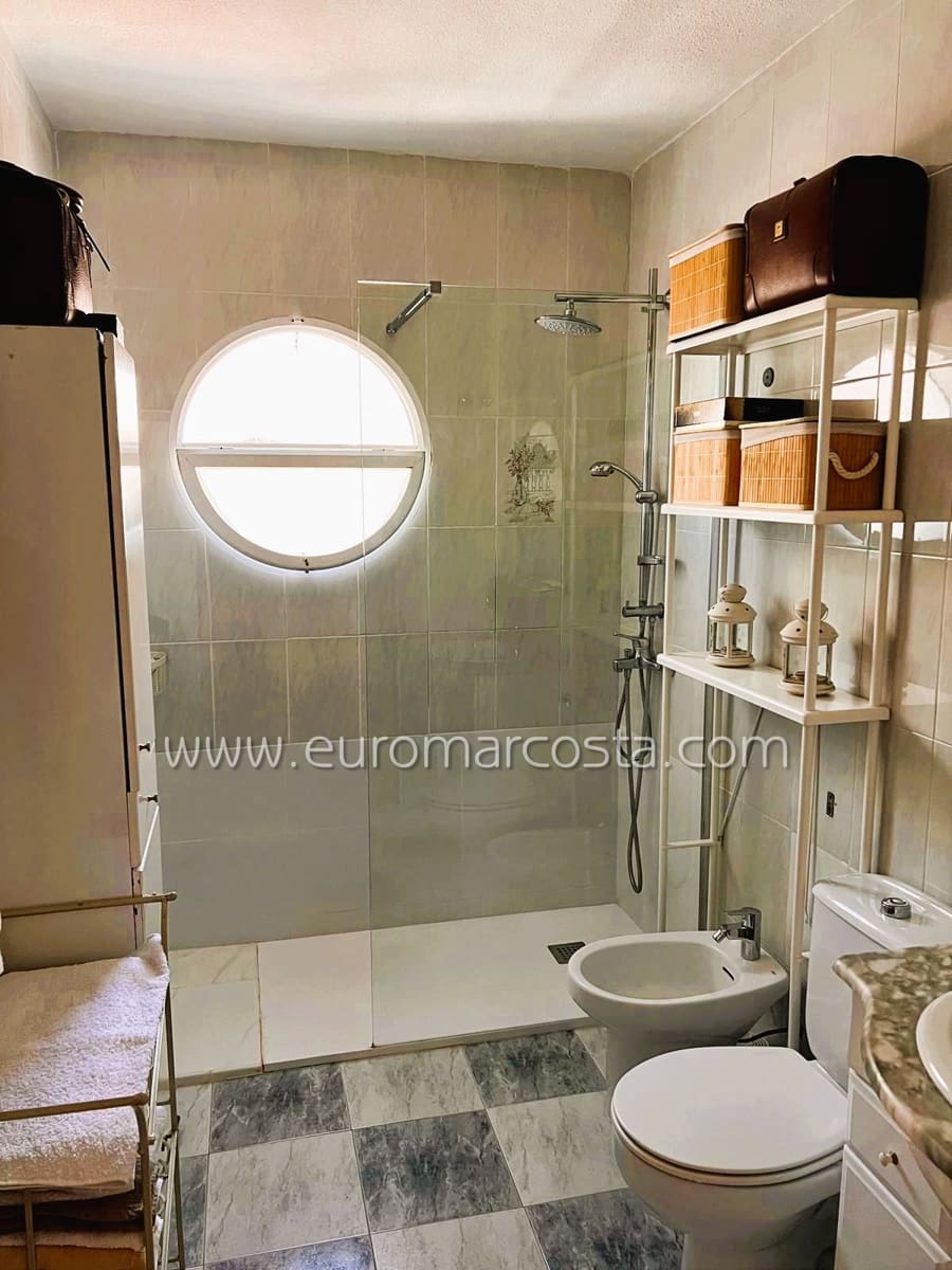 3 sovrum Villa till salu i Torrevieja med pool - 269 000 € (Ref: 9335604)