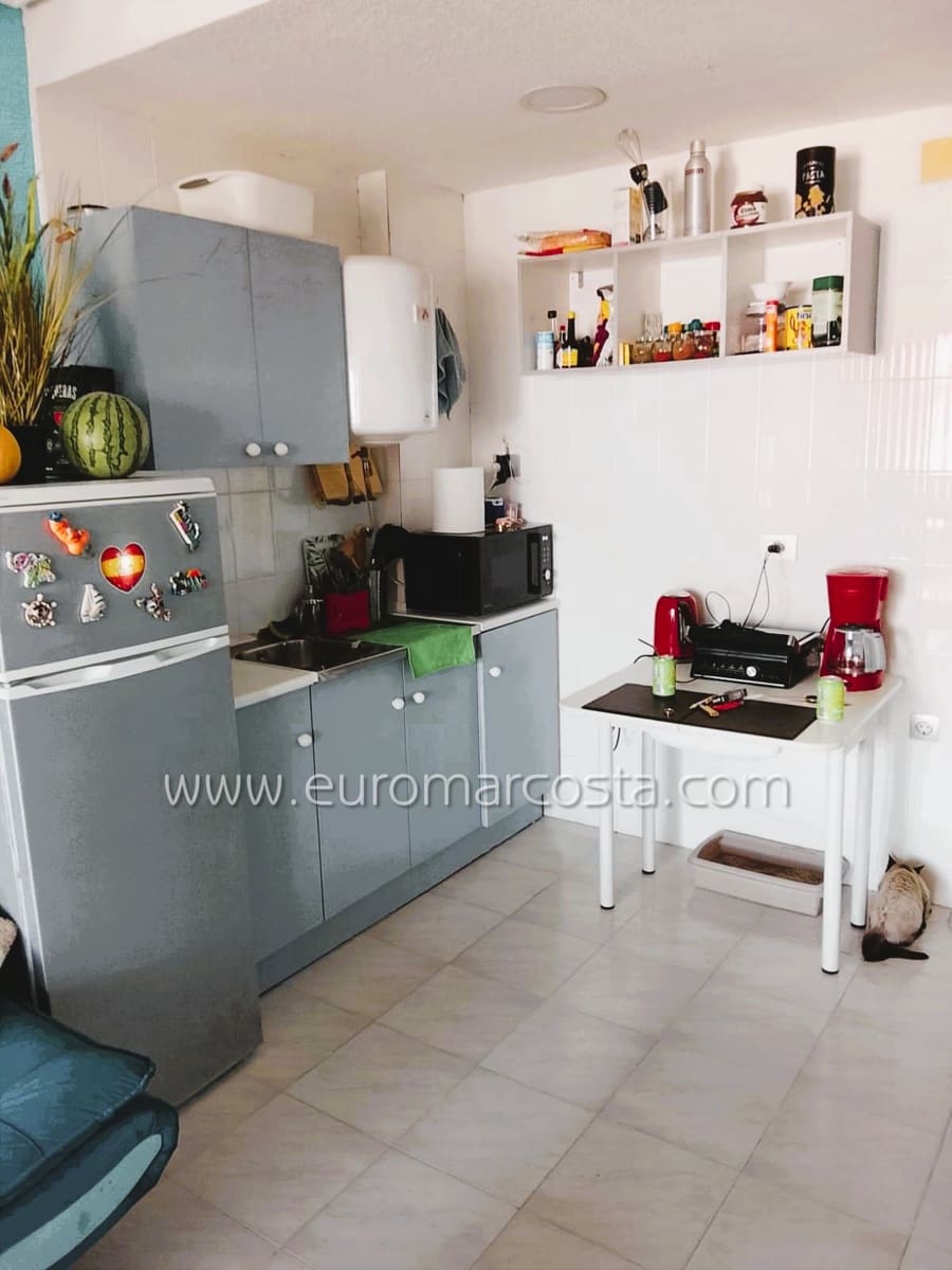 Studio à vendre à La Mata avec piscine - 97 600 € (Ref: 9343606)