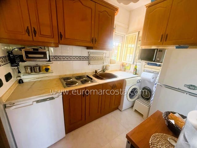 1 bedroom Apartment for sale in La Mata, Torrevieja with pool - € 149,500 (Ref: 9348444)