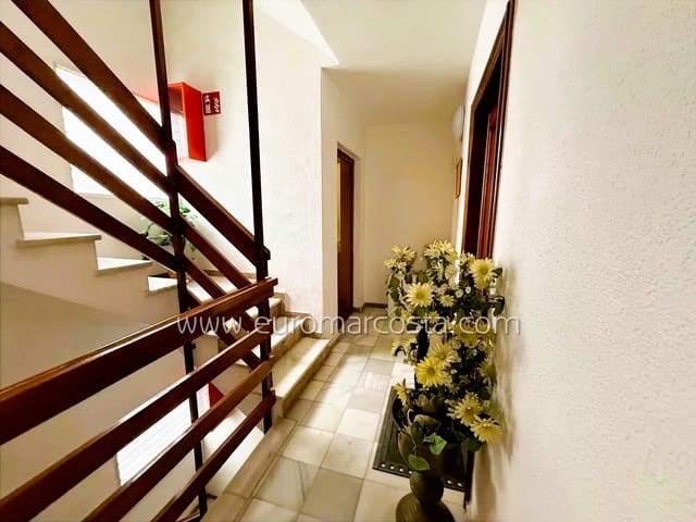 2 quarto Apartamento para venda em Torrevieja - 189 000 € (Ref: 9363007)