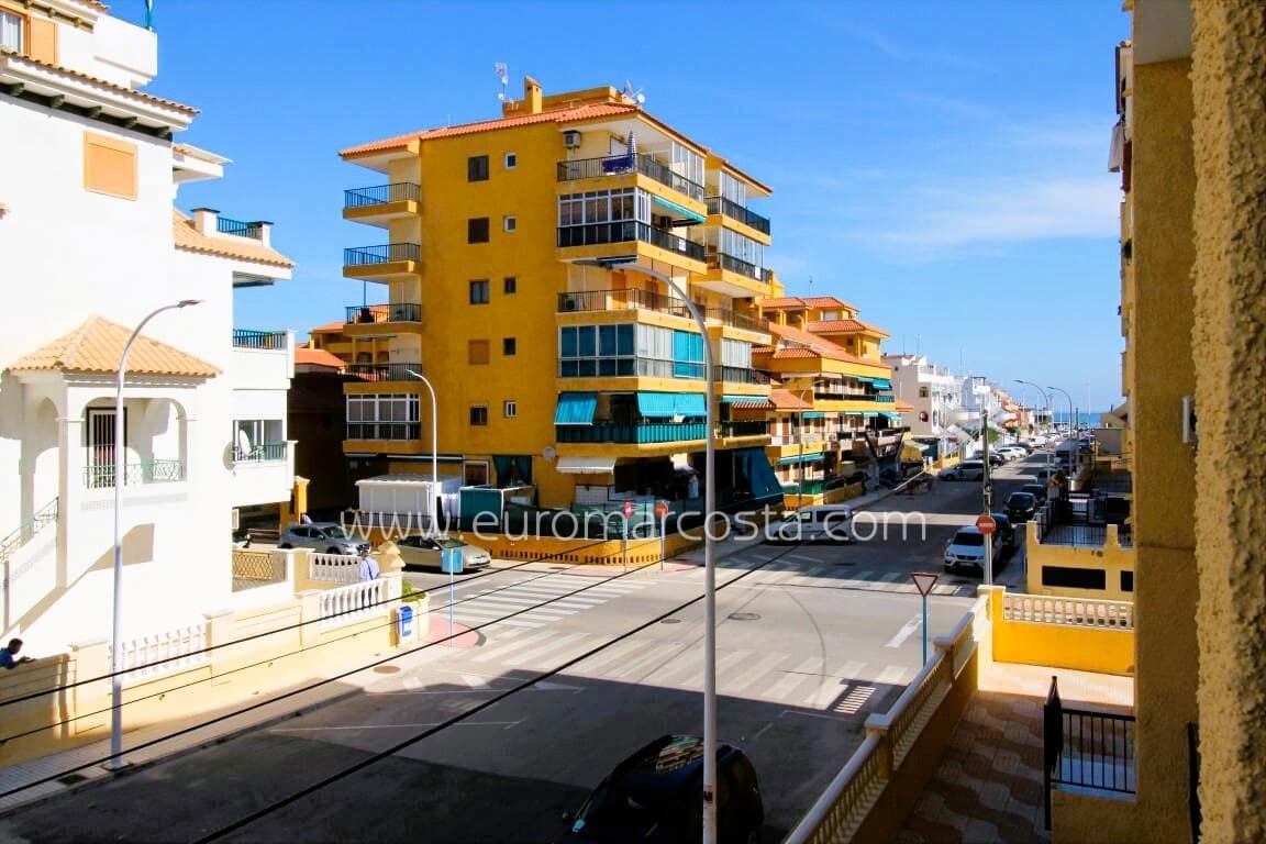 Studio til salg i La Mata med swimmingpool - € 97.000 (Ref: 9379449)
