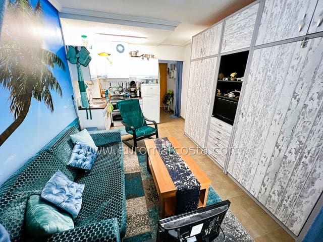 Yksiö myytävänä paikassa La Mata, Torrevieja mukana uima-altaan - 97 000 € (Ref: 9379449)