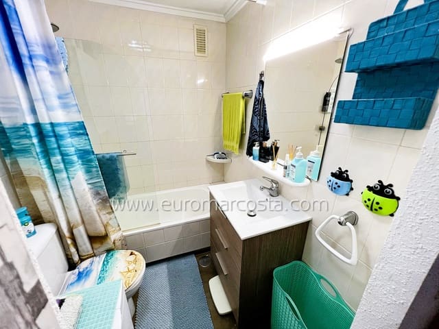 Yksiö myytävänä paikassa La Mata, Torrevieja mukana uima-altaan - 97 000 € (Ref: 9379449)