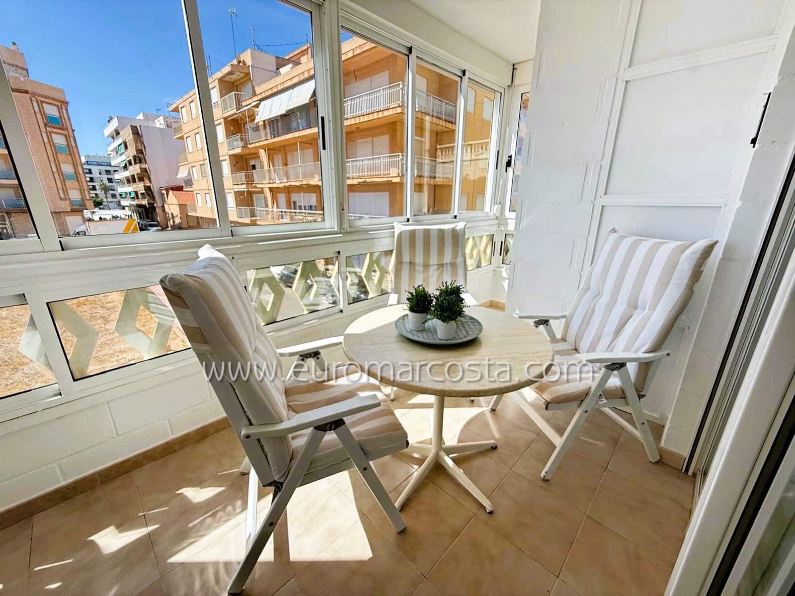 2 makuuhuone Huoneisto myytävänä paikassa La Mata - 259 000 € (Ref: 9383548)