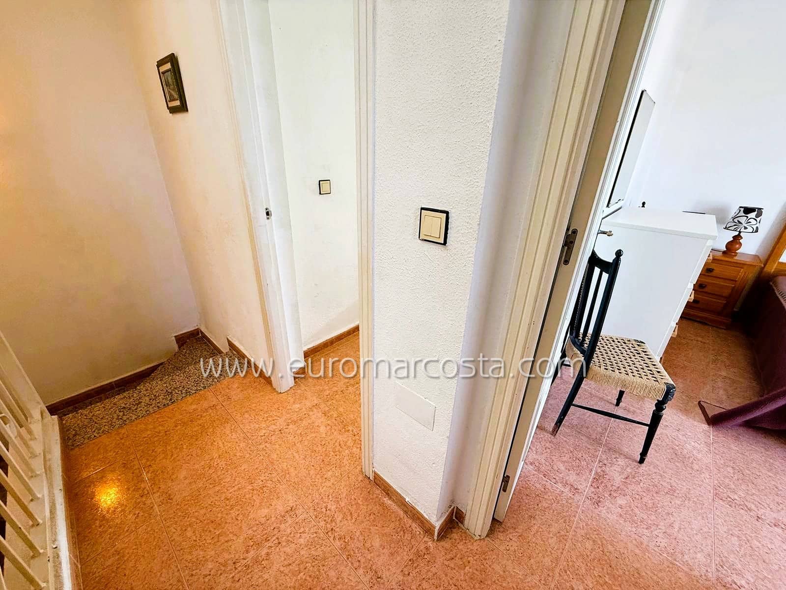 4 slaapkamer Rijtjeshuis te koop in San Fulgencio met zwembad - € 230.000 (Ref: 9388464)