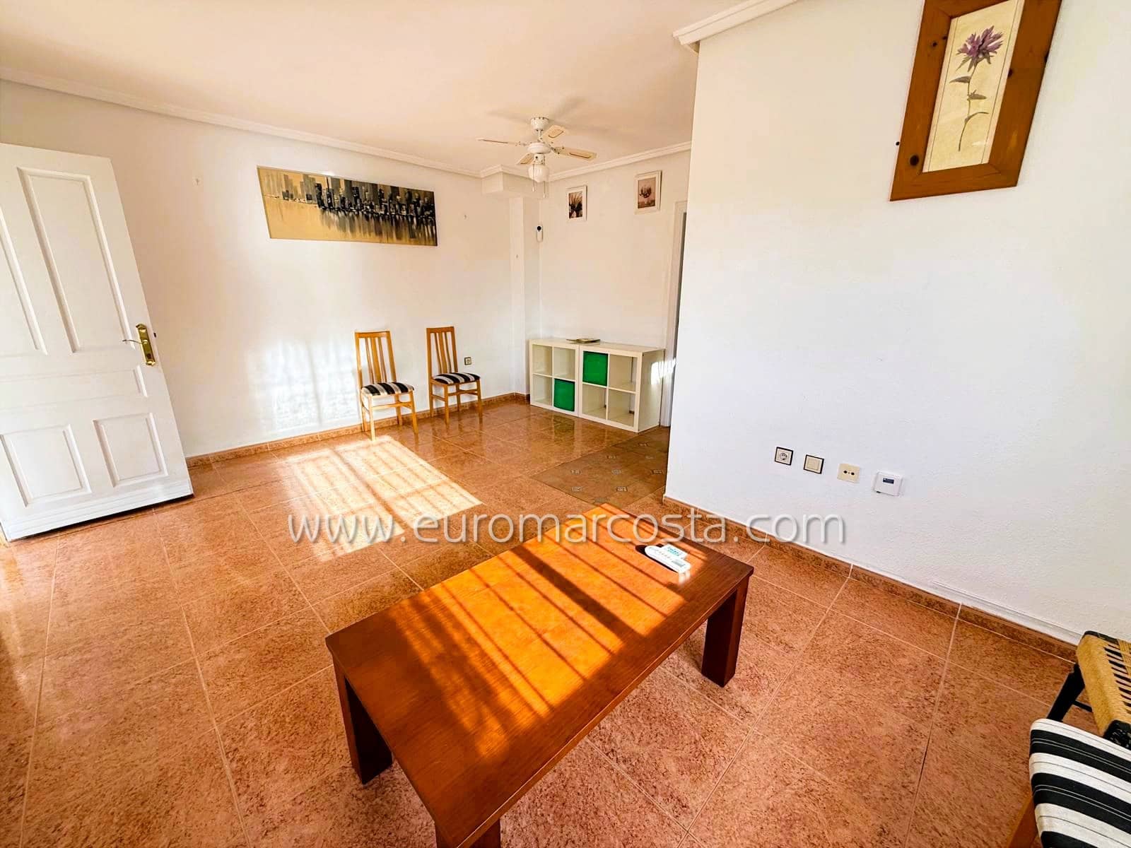 4 slaapkamer Rijtjeshuis te koop in San Fulgencio met zwembad - € 230.000 (Ref: 9388464)