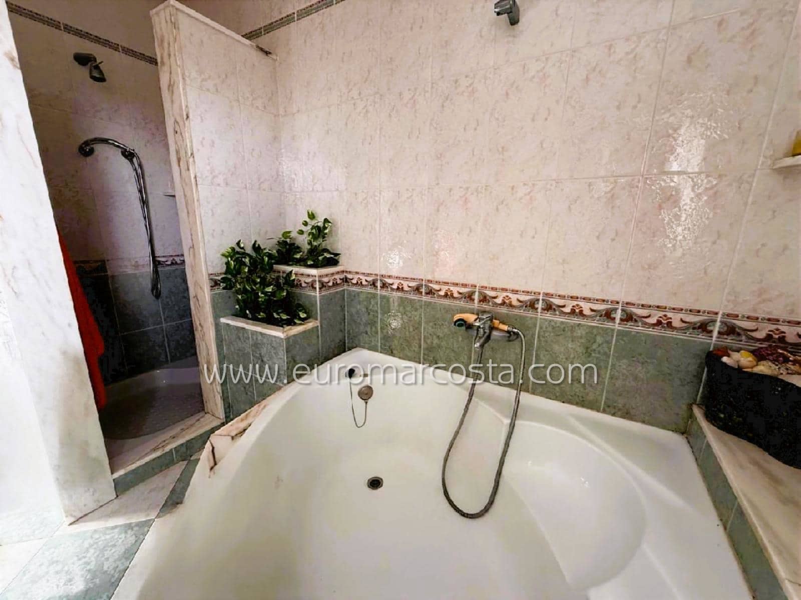 7 soverom Villa til salgs i Santa Pola med svømmebasseng garasje - € 1 480 000 (Ref: 9394260)