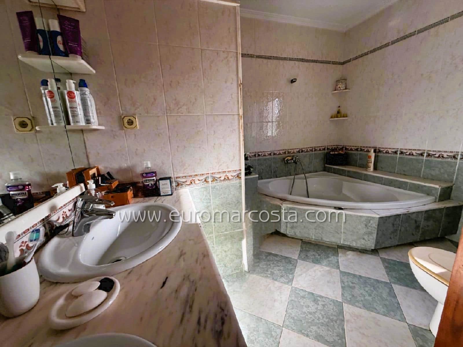 7 soverom Villa til salgs i Santa Pola med svømmebasseng garasje - € 1 480 000 (Ref: 9394260)