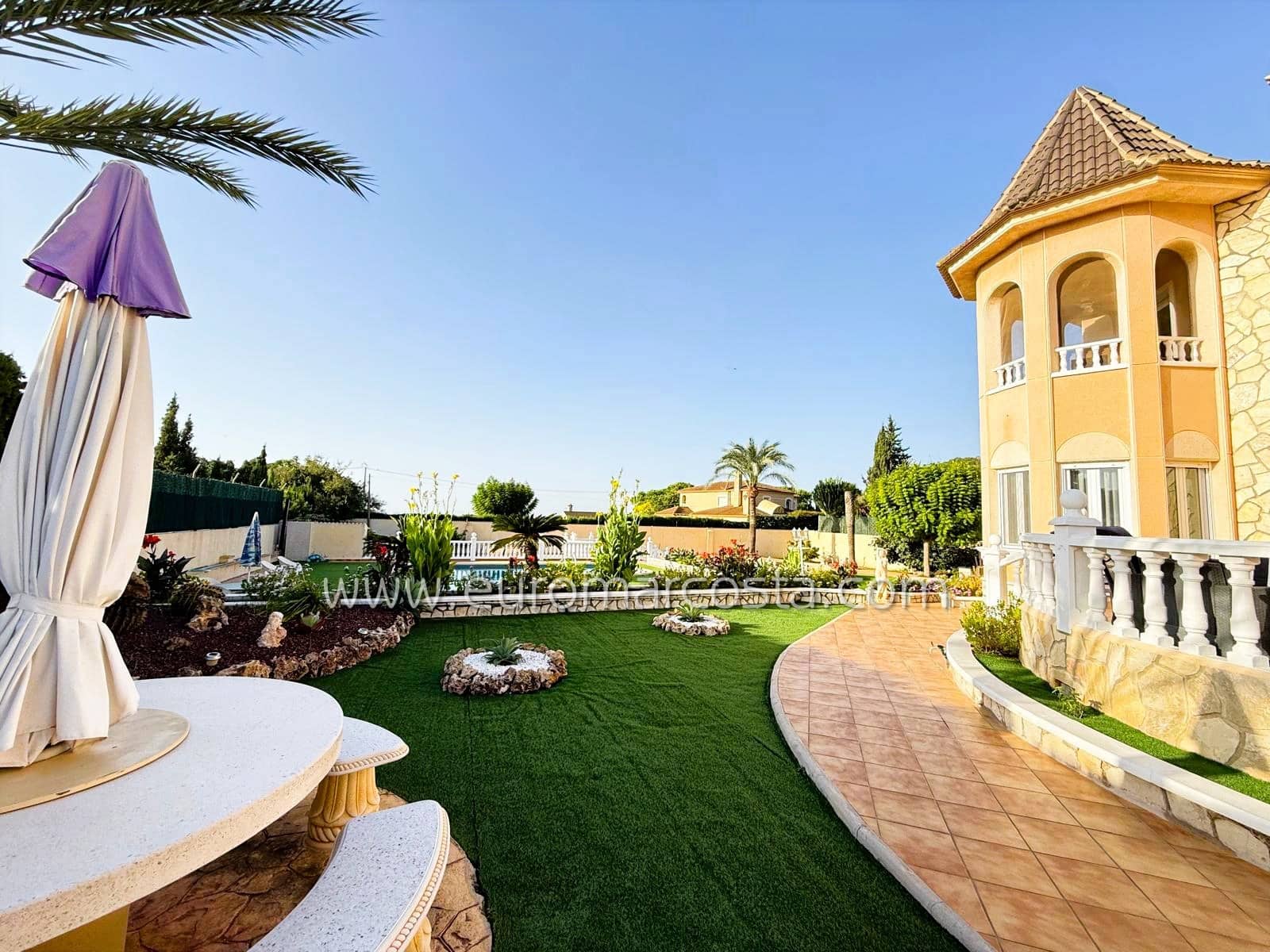 7 soverom Villa til salgs i Santa Pola med svømmebasseng garasje - € 1 480 000 (Ref: 9394260)