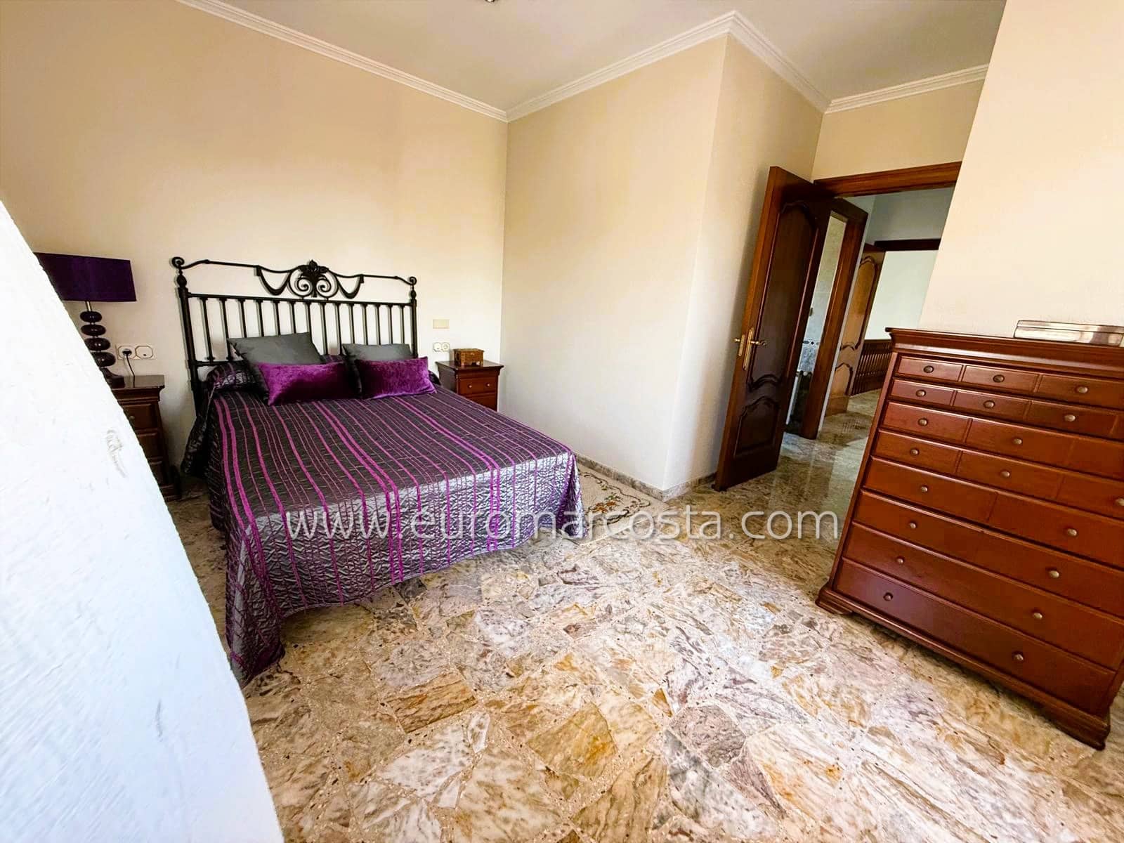 7 soverom Villa til salgs i Santa Pola med svømmebasseng garasje - € 1 480 000 (Ref: 9394260)