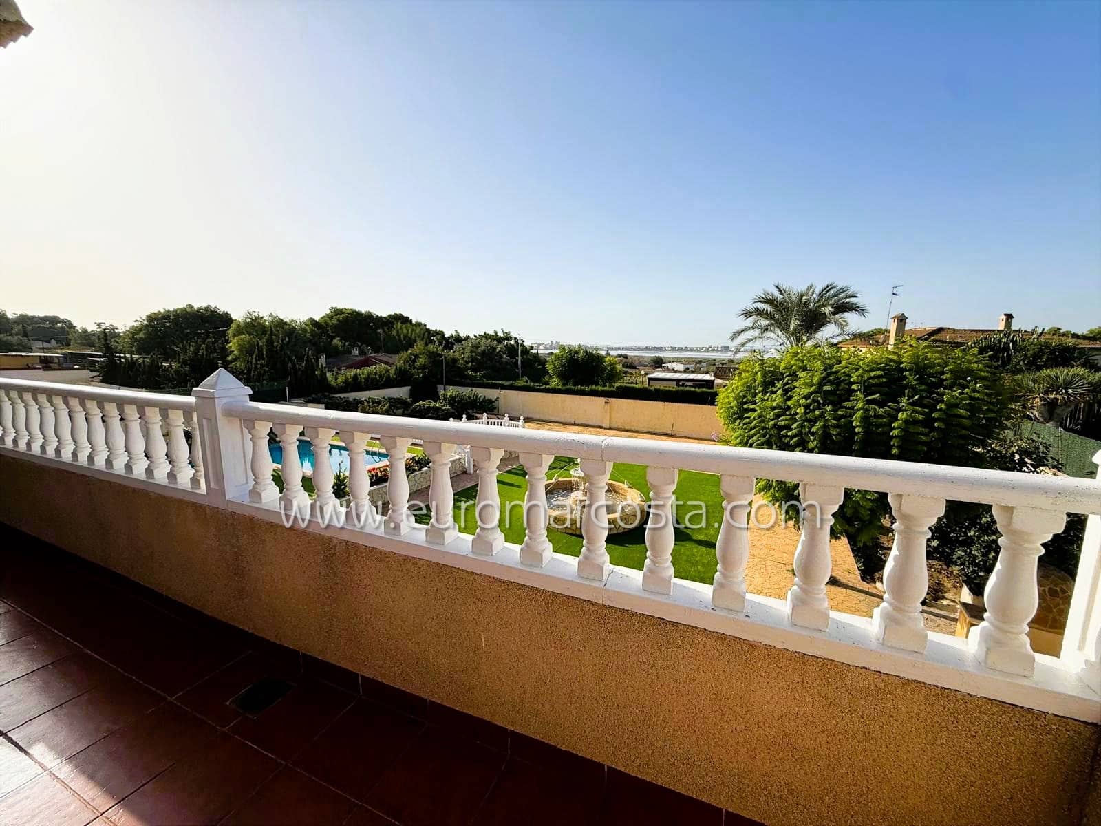 7 soverom Villa til salgs i Santa Pola med svømmebasseng garasje - € 1 480 000 (Ref: 9394260)